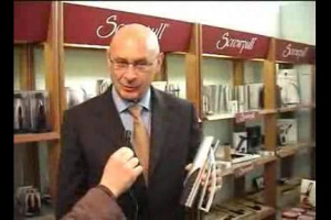 Aspettando la finale, le bottiglie sono gi&agrave; in fresco... E al 90&deg; entra in azione il cavatappi per le bollicine, il nuovo sistema per stappare in sicurezza, senza rinunciare al botto